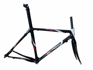 Cadre TRIGON EX full carbone � patins